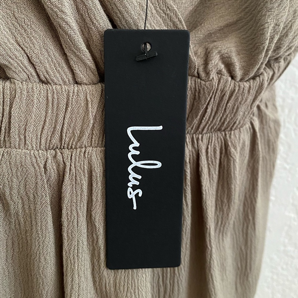 Lulus - Paradise is Calling Strappy Romper in Olive Green (NWT) - Size : M - Picture 9 of 12